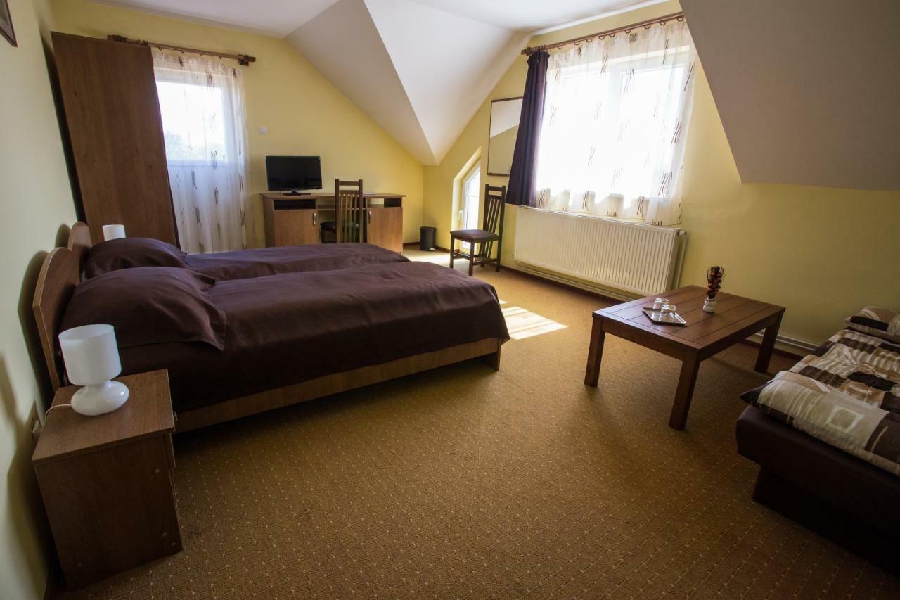 Camere De Inchiriat Hatuica Dış mekan fotoğraf
